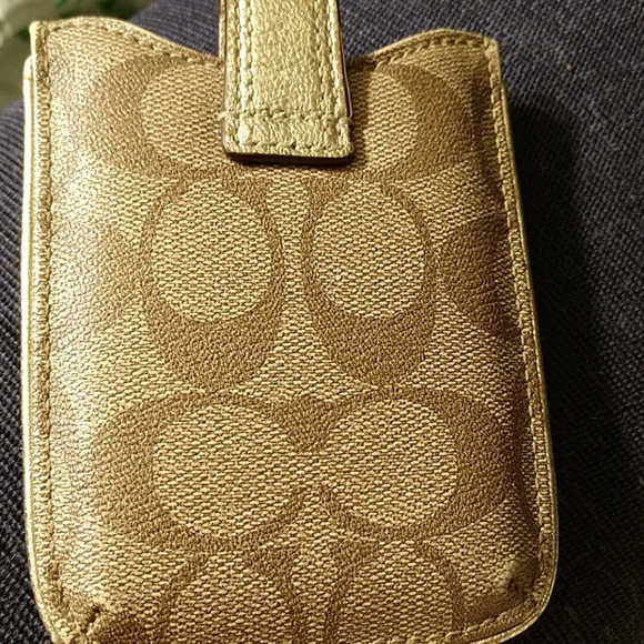 Coach Accessory - Picture 3 of 5